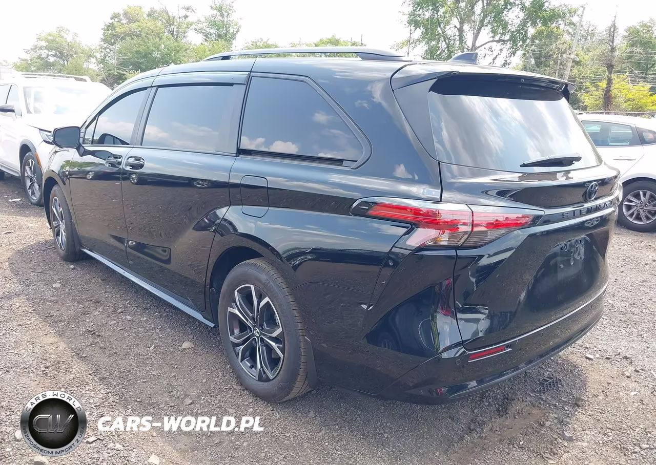 2026 Toyota Sienna Platinum VIN:5TDESKFC6TS255816 - 3