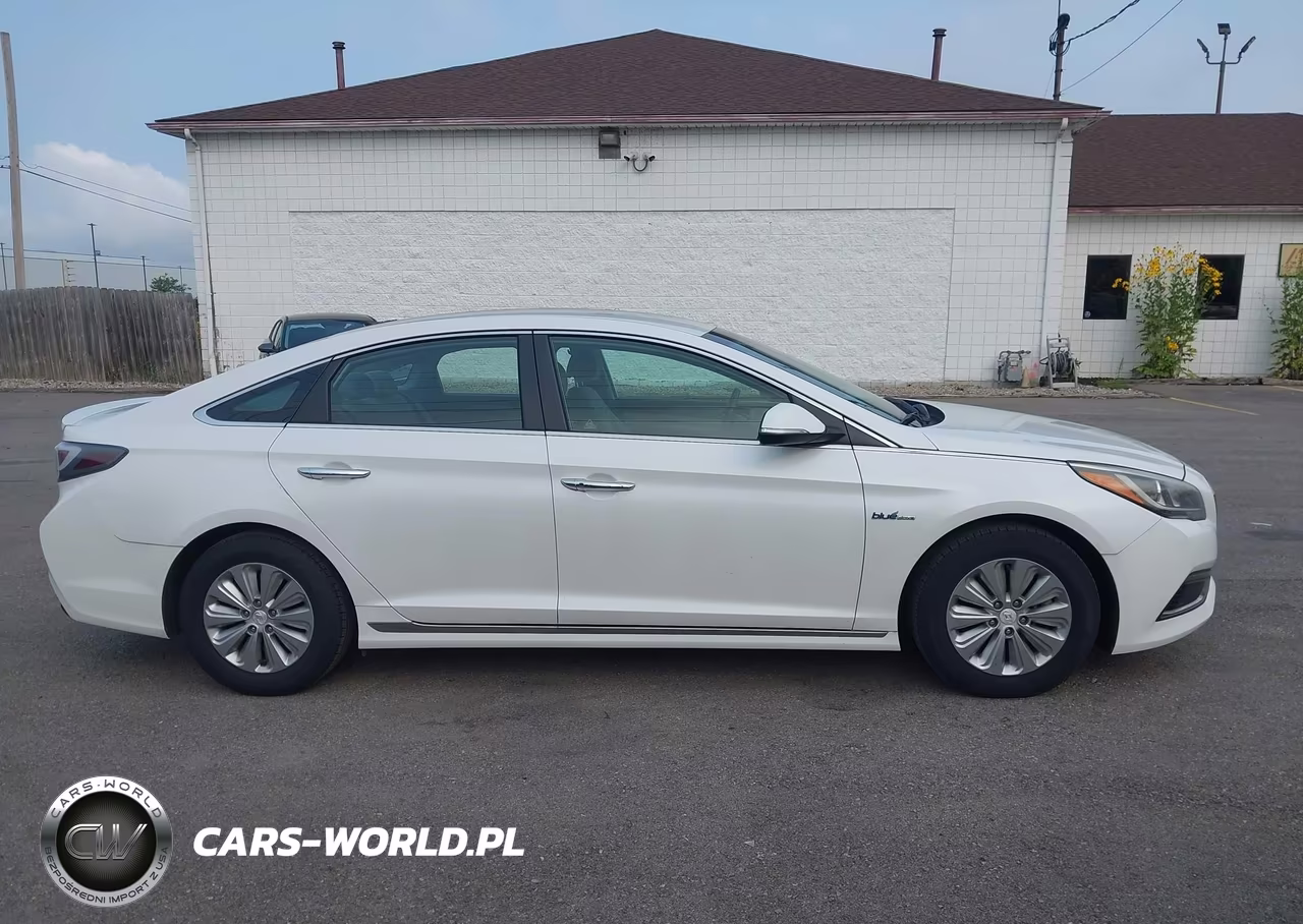 2017 Hyundai Sonata Hybrid Se VIN:KMHE24L18HA044048 - 13