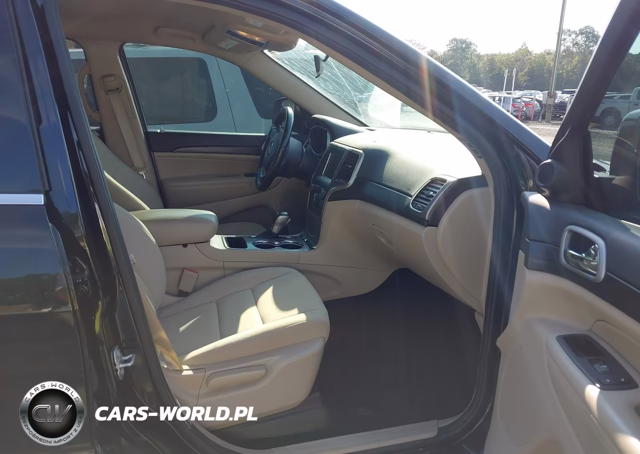 2020 Jeep Grand Cherokee Laredo E 4X2 VIN:1C4RJEAG1LC300212 - 5