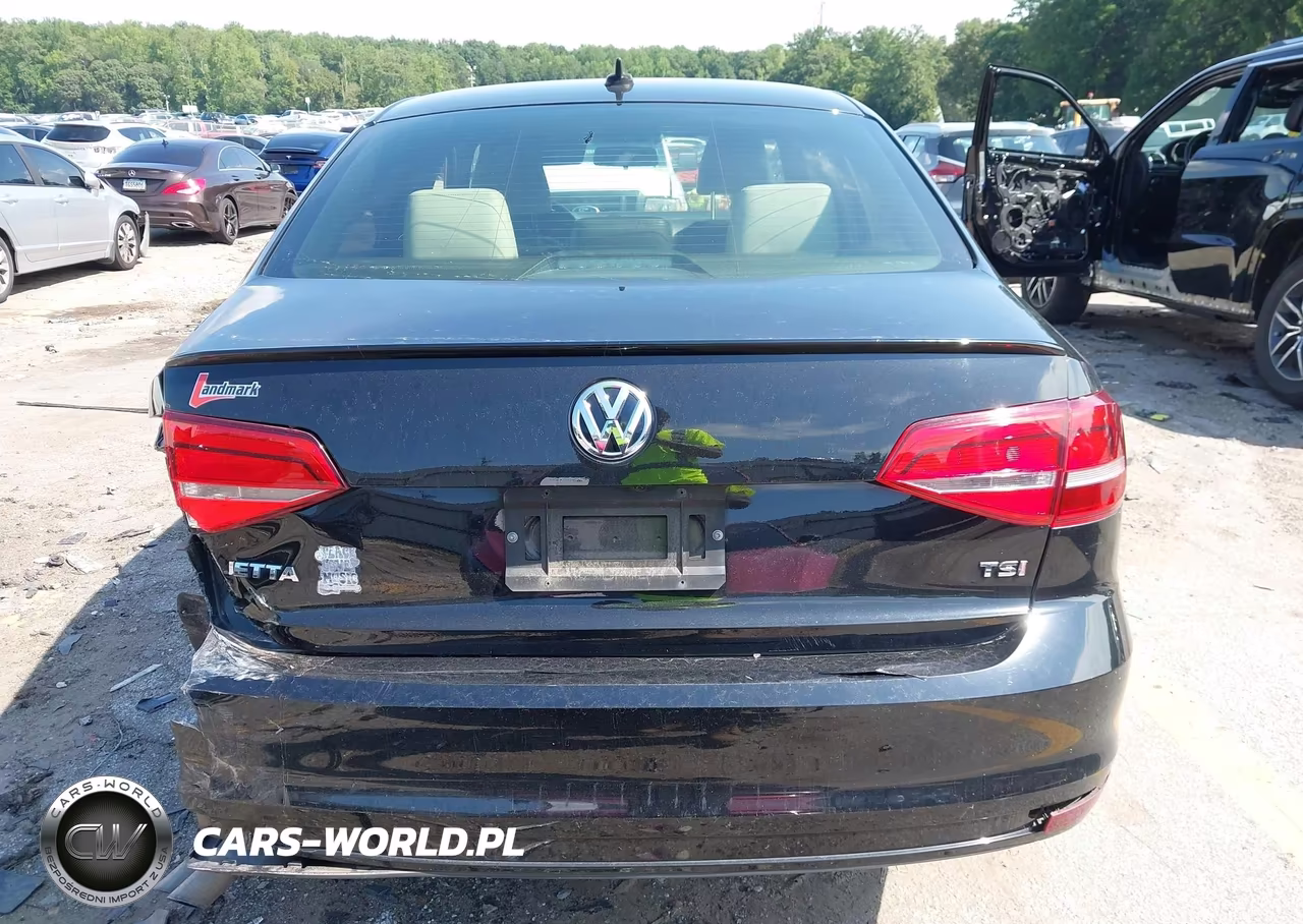 2015 Volkswagen Jetta 1.8T Sport VIN:3VWD17AJ2FM347752 - 16