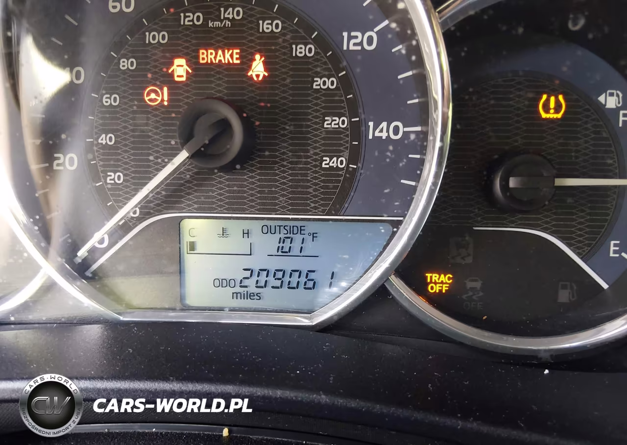 2015 Toyota Corolla Le VIN:5YFBURHE5FP222310 - 16
