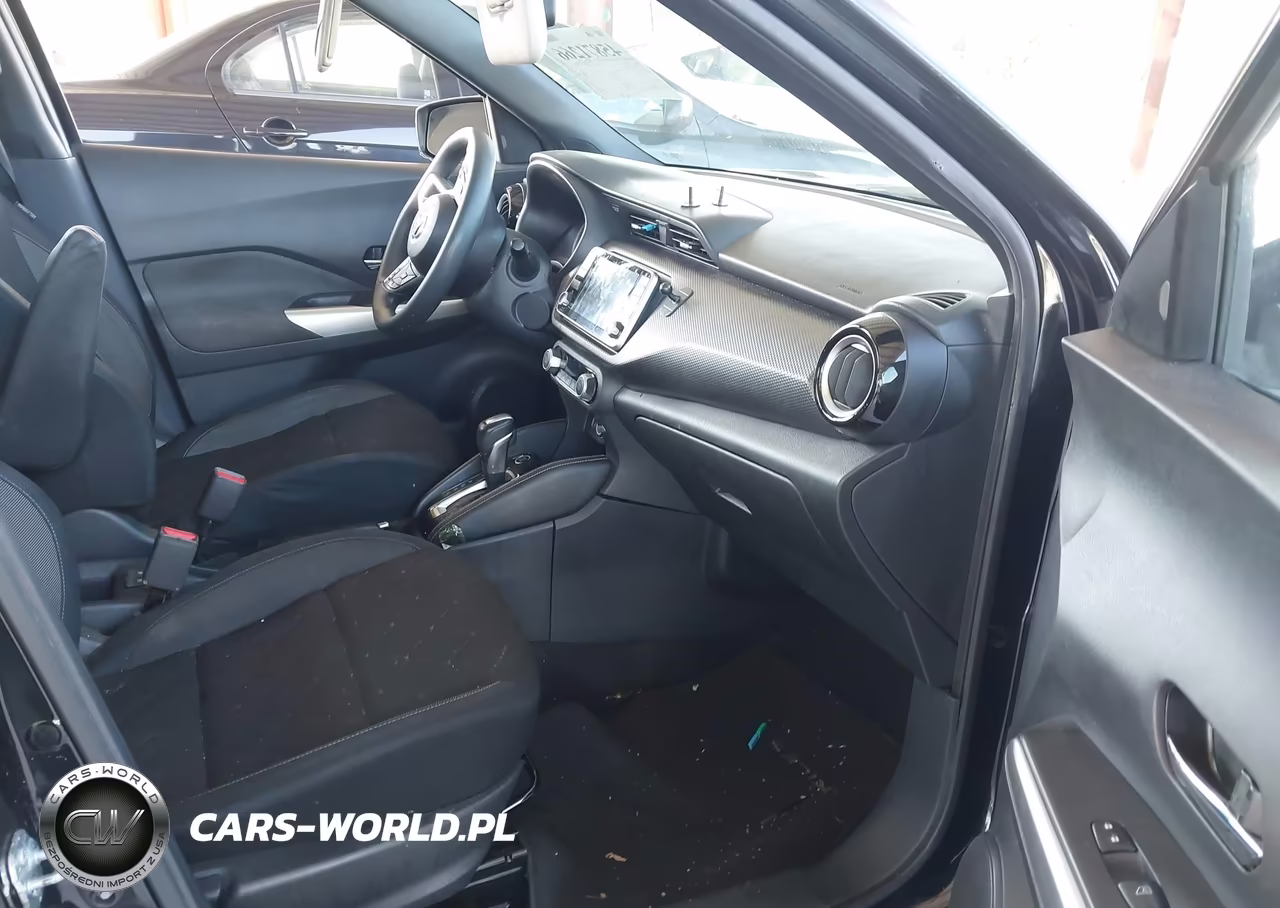 2018 Nissan Kicks Sv VIN:3N1CP5CU6JL509120 - 5