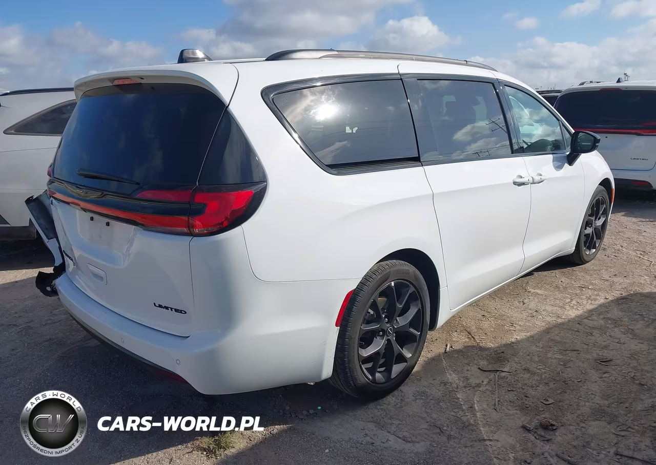 2025 Chrysler Pacifica Limited VIN:2C4RC1GG7SR561795 - 4