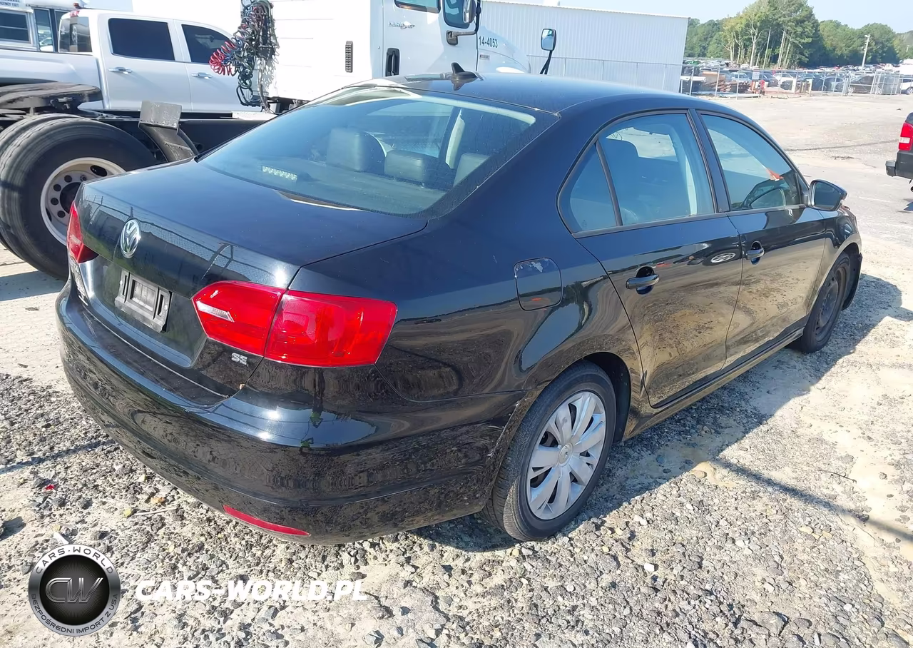 2014 Volkswagen Jetta 1.8T Se VIN:3VWD07AJ9EM439250 - 4