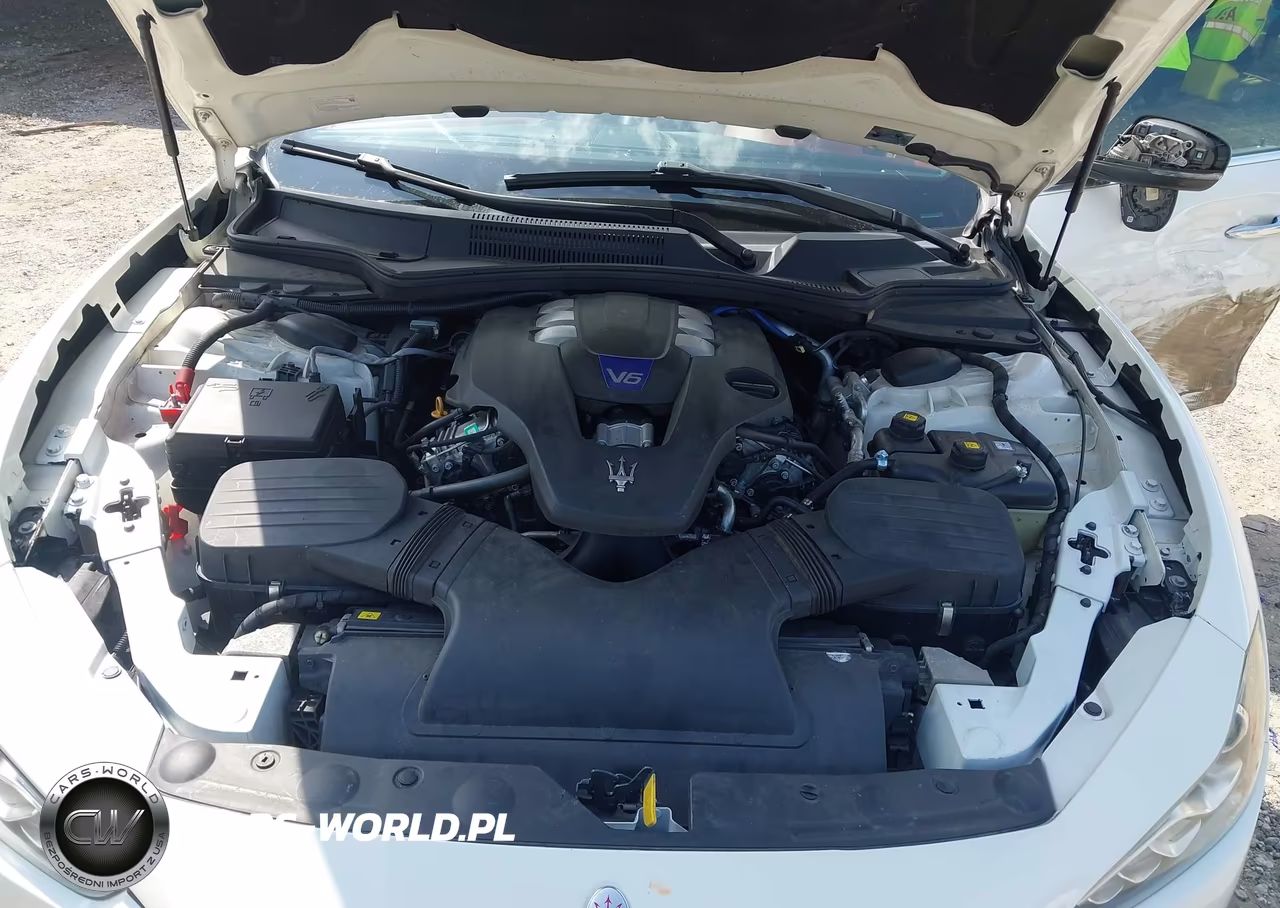 2018 Maserati Ghibli S VIN:ZAM57YSA2J1285040 - 10