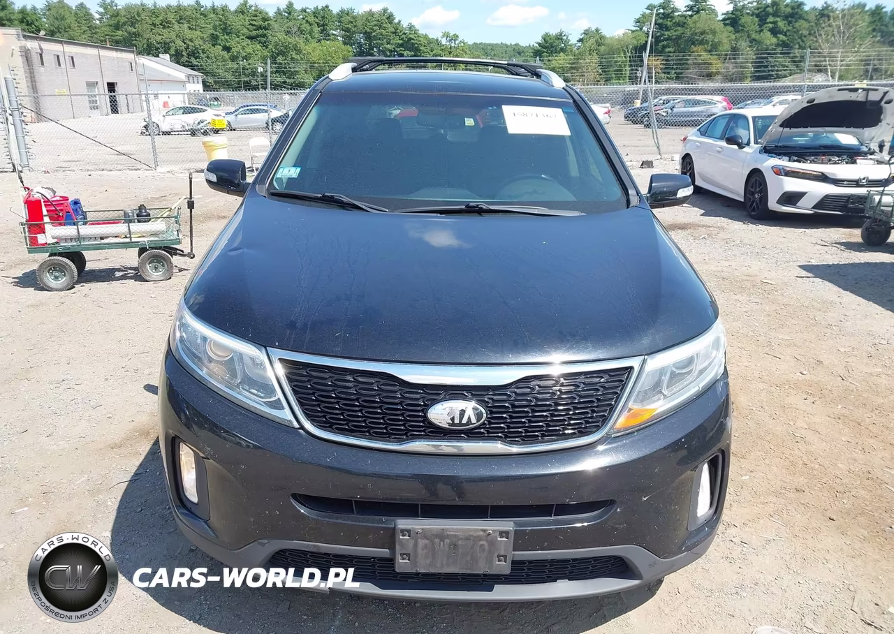 2015 Kia Sorento Lx VIN:5XYKTDA63FG569616 - 12