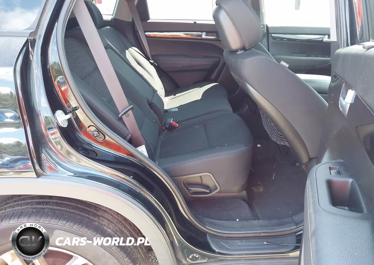 2015 Kia Sorento Lx VIN:5XYKTDA63FG569616 - 8