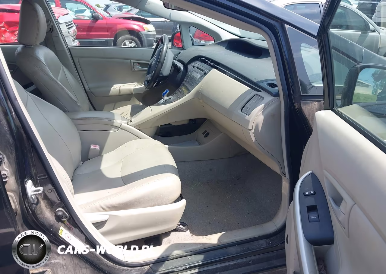 2011 Toyota Prius Three VIN:JTDKN3DU9B0262174 - 5