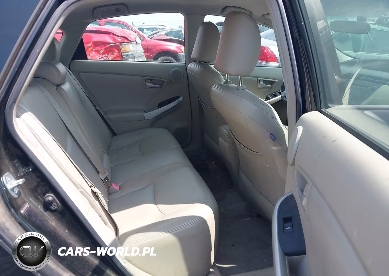 2011 Toyota Prius Three VIN:JTDKN3DU9B0262174 - 8