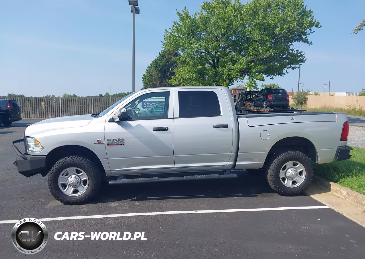 2018 Ram 3500 Tradesman 4X4 6'4 Box VIN:3C63R3CL5JG299077 - 15