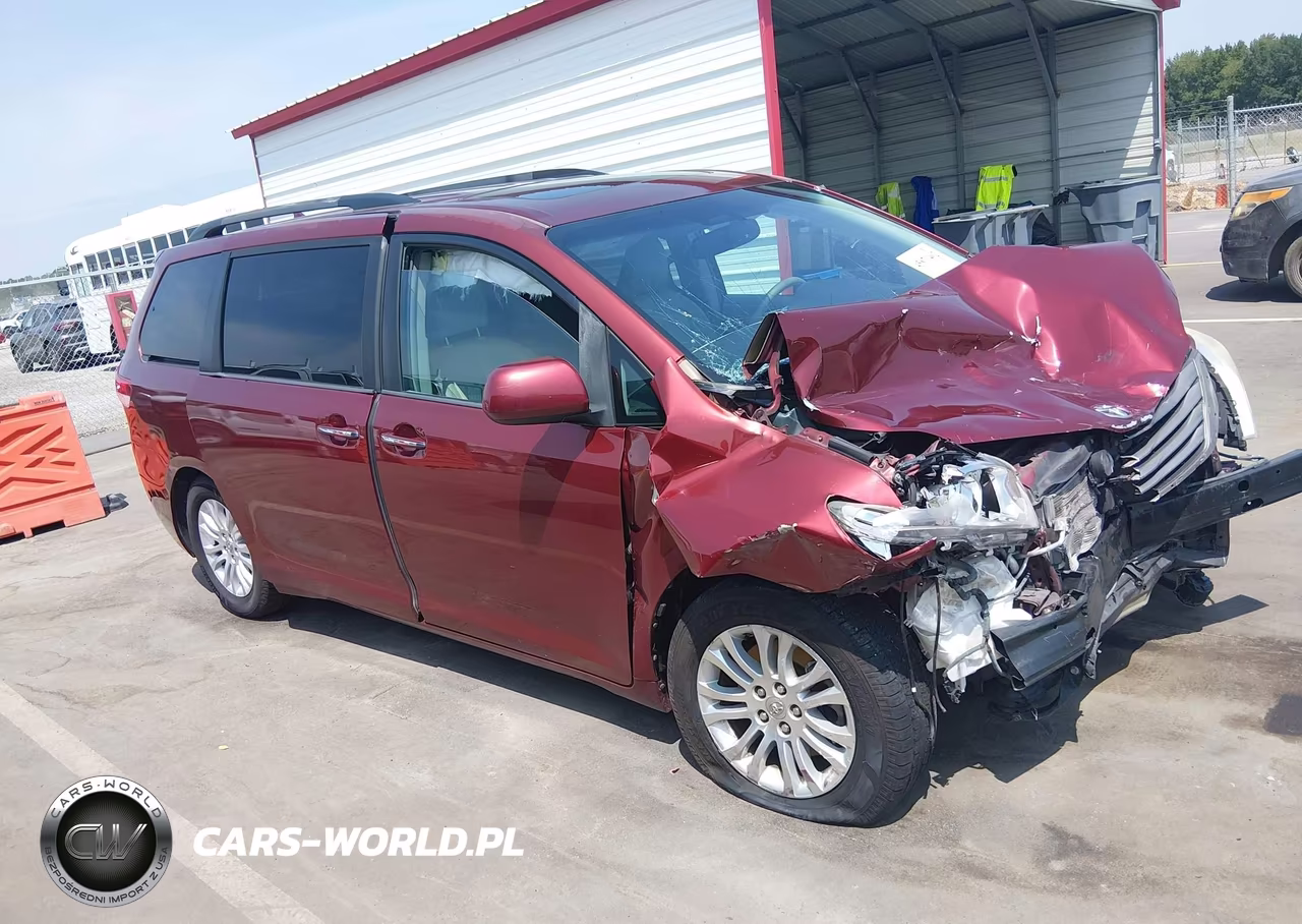 2012 Toyota Sienna Xle V6 8 Passenger