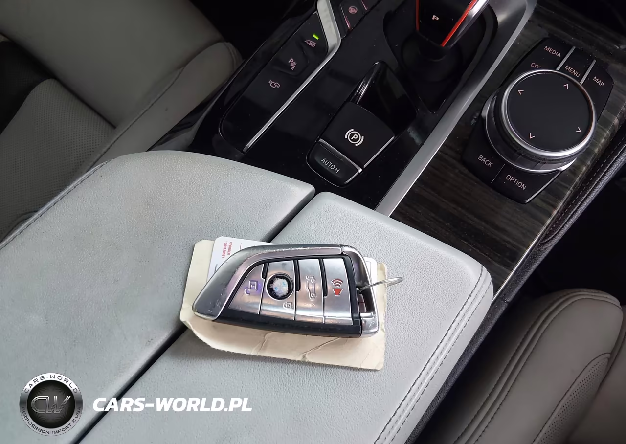2019 BMW M5 Competition VIN:WBSJF0C53KB285741 - 11