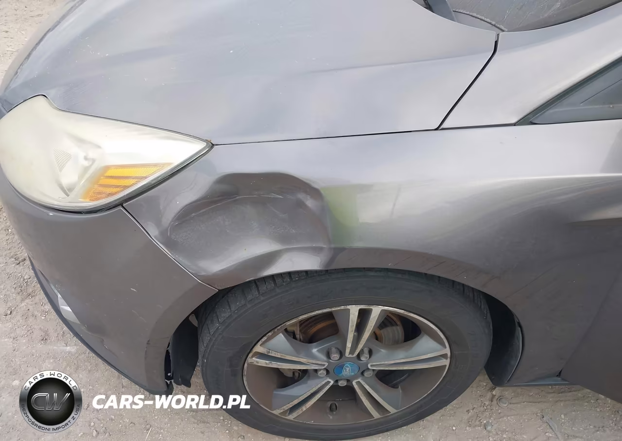2014 Ford Focus Se VIN:1FADP3F27EL130277 - 6