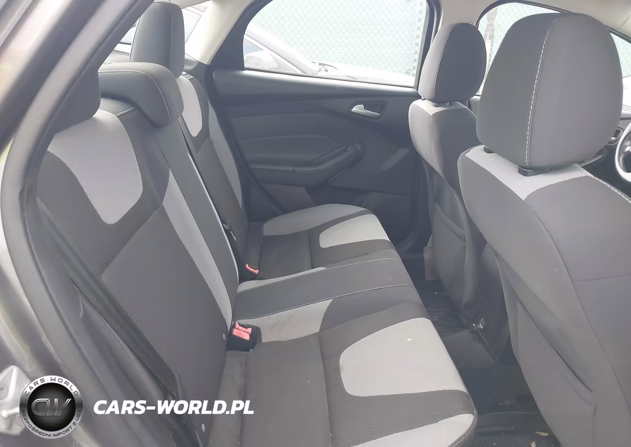2014 Ford Focus Se VIN:1FADP3F27EL130277 - 8