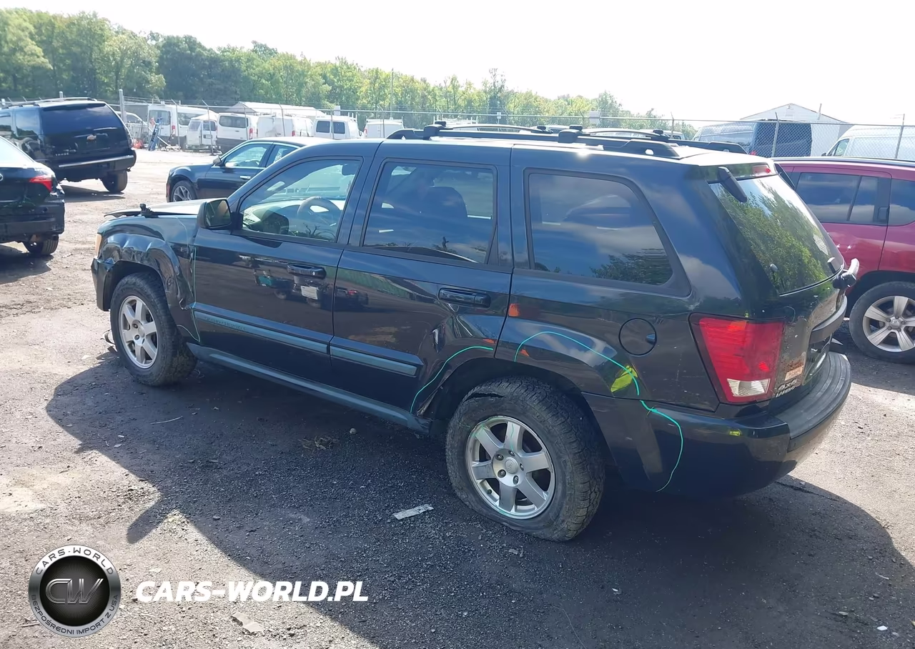 2008 Jeep Grand Cherokee Laredo VIN:1J8GR48K38C200519 - 3
