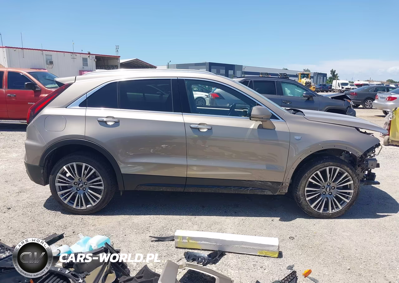 2025 Cadillac Xt4 Fwd Premium Luxury VIN:1GYFZCR40SF126876 - 14