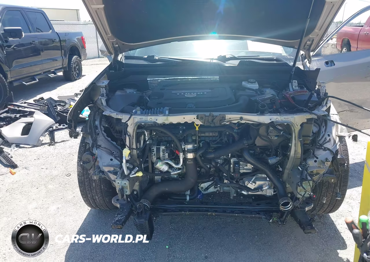 2025 Cadillac Xt4 Fwd Premium Luxury VIN:1GYFZCR40SF126876 - 6