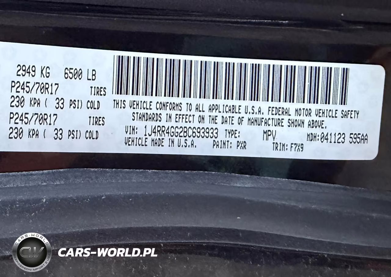 2011 Jeep Grand Cherokee Laredo VIN:1J4RR4GG2BC693933 - 9