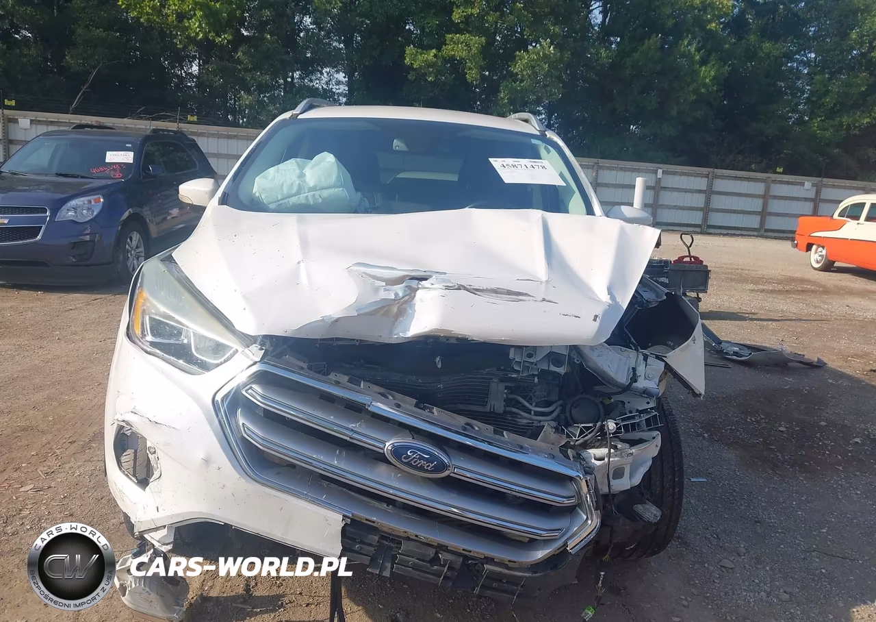 2017 Ford Escape Titanium VIN:1FMCU9J98HUB87636 - 13