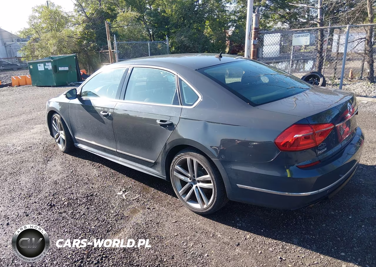 2016 Volkswagen Passat 1.8T R-Line VIN:1VWAT7A37GC038229 - 3