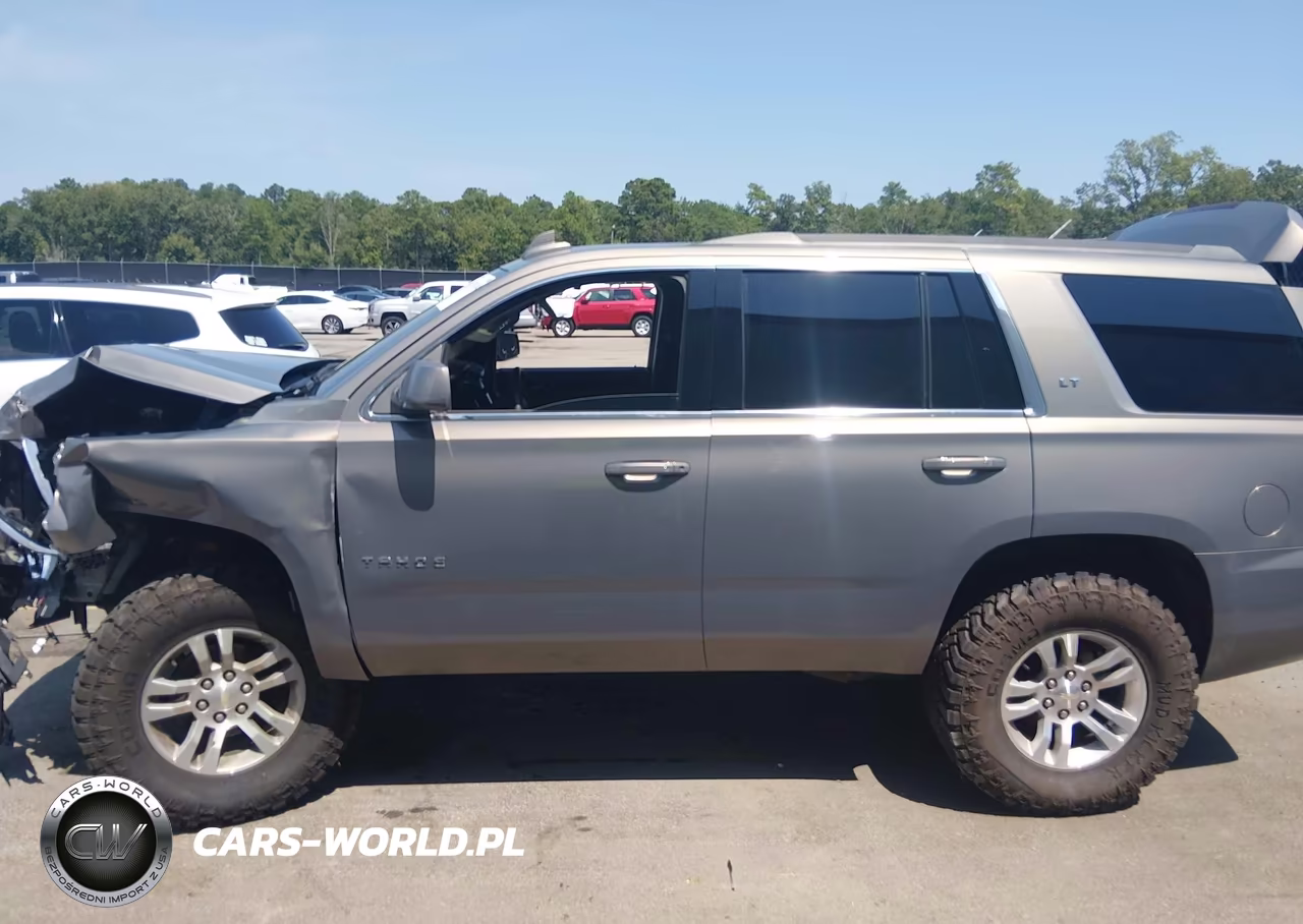 2018 Chevrolet Tahoe Lt VIN:1GNSCBKC5JR342437 - 14