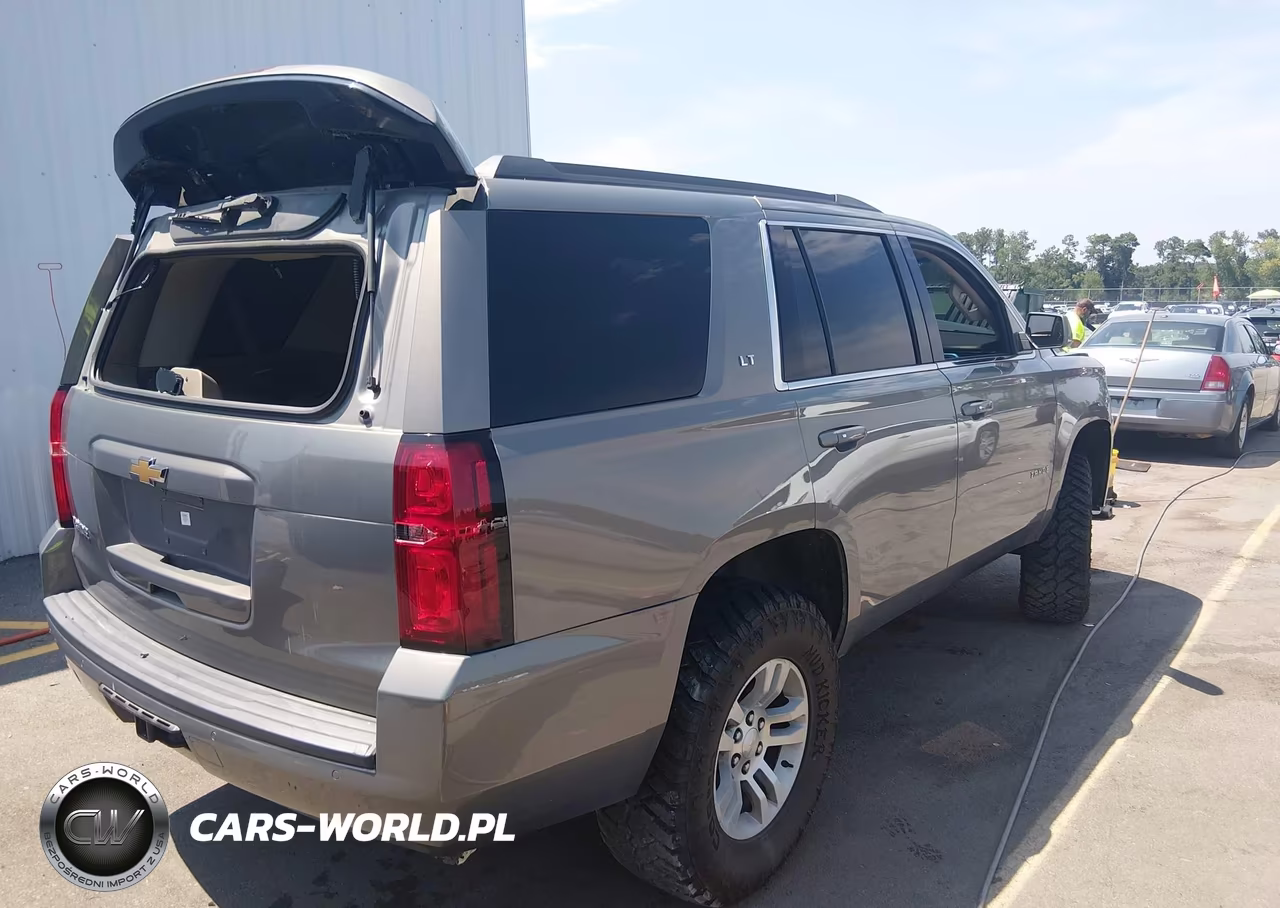 2018 Chevrolet Tahoe Lt VIN:1GNSCBKC5JR342437 - 4