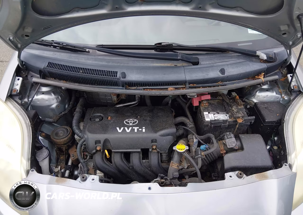 2010 Toyota Yaris VIN:JTDJT4K37A5280711 - 10