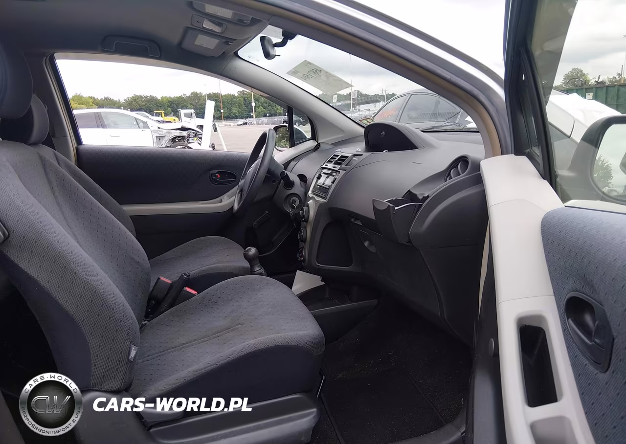 2010 Toyota Yaris VIN:JTDJT4K37A5280711 - 5