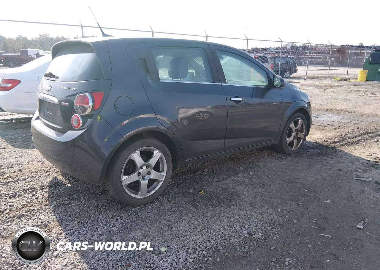 2014 Chevrolet Sonic Ltz Auto VIN:1G1JE6SB9E4203761 - 4