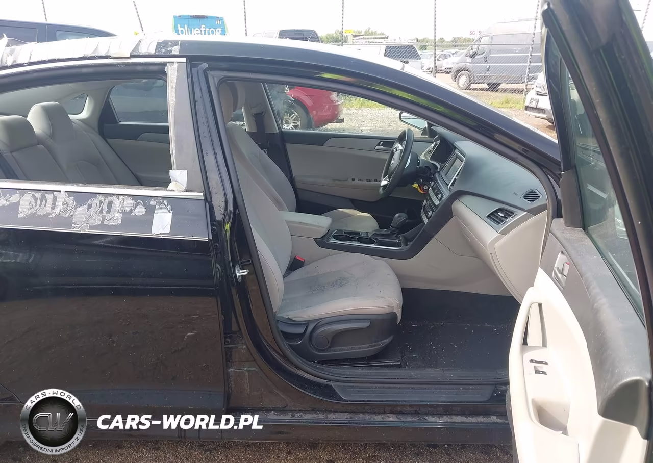 2019 Hyundai Sonata Se VIN:5NPE24AF3KH733739 - 5
