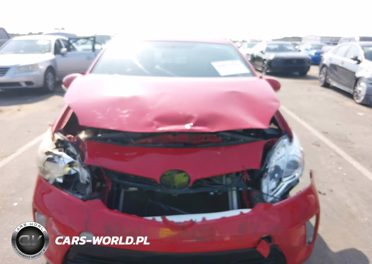 2015 Toyota Prius Persona Series Special Edition VIN:JTDKN3DU6F0406110 - 11