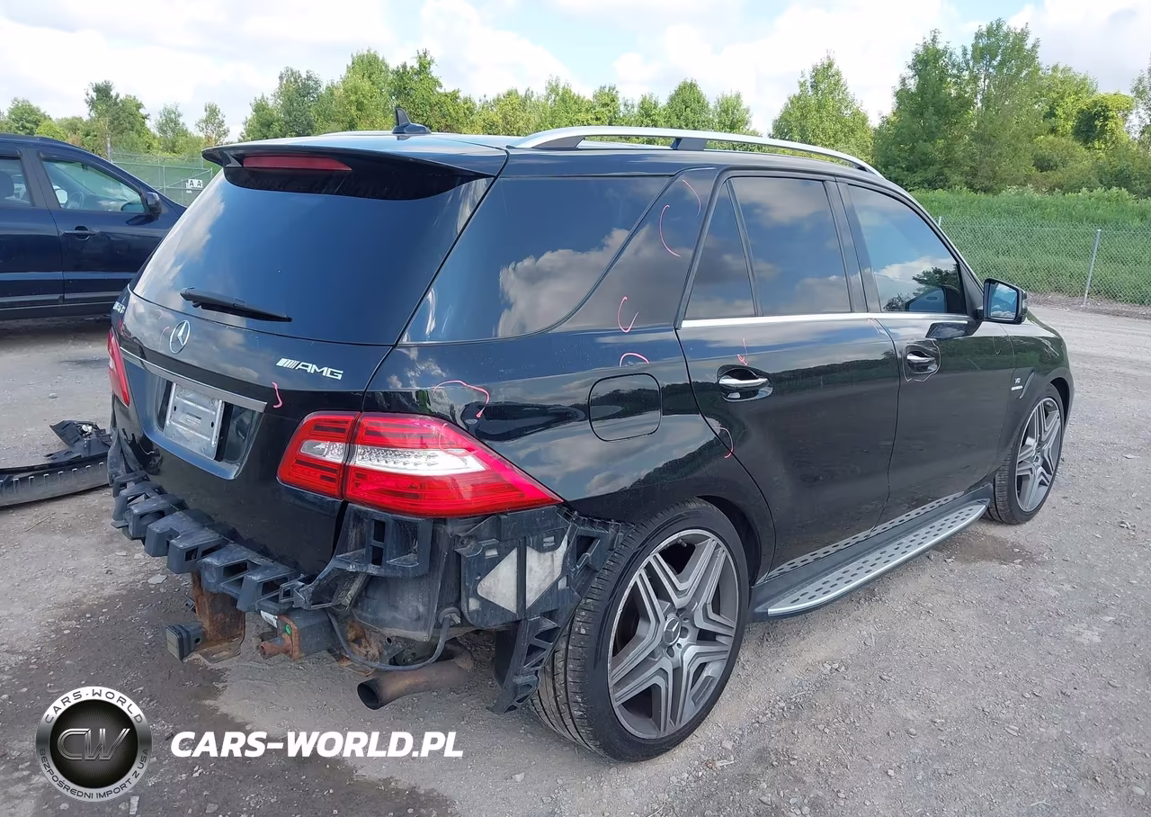 2015 Mercedes-Benz Ml 63 Amg 4Matic VIN:4JGDA7EB2FA441242 - 4