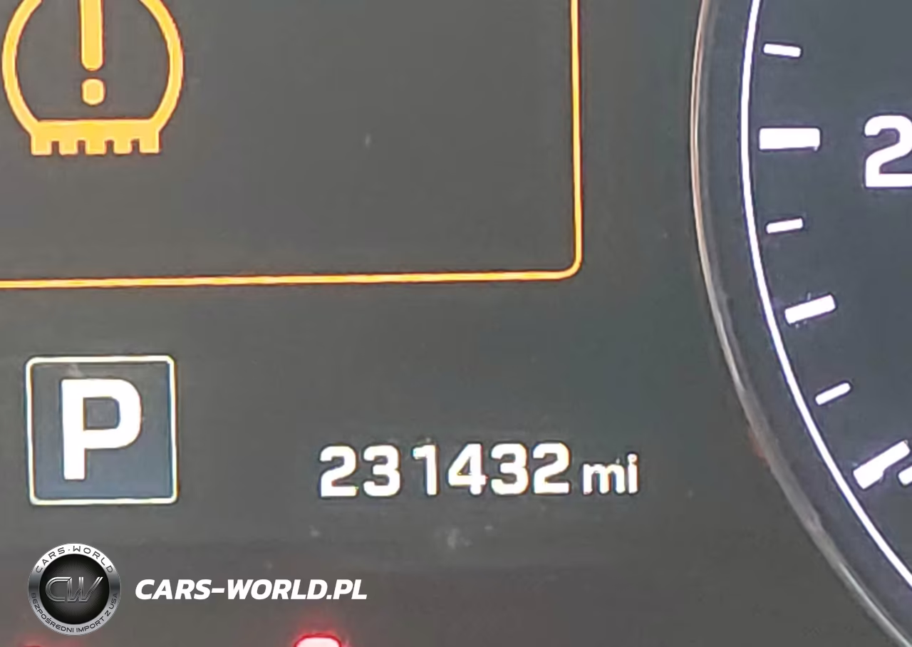 2016 Hyundai Genesis 3.8 VIN:KMHGN4JE1GU121698 - 15