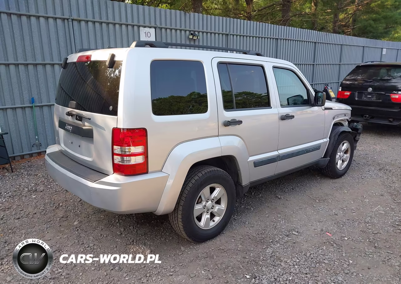 2009 Jeep Liberty Sport VIN:1J8GN28K89W545335 - 4