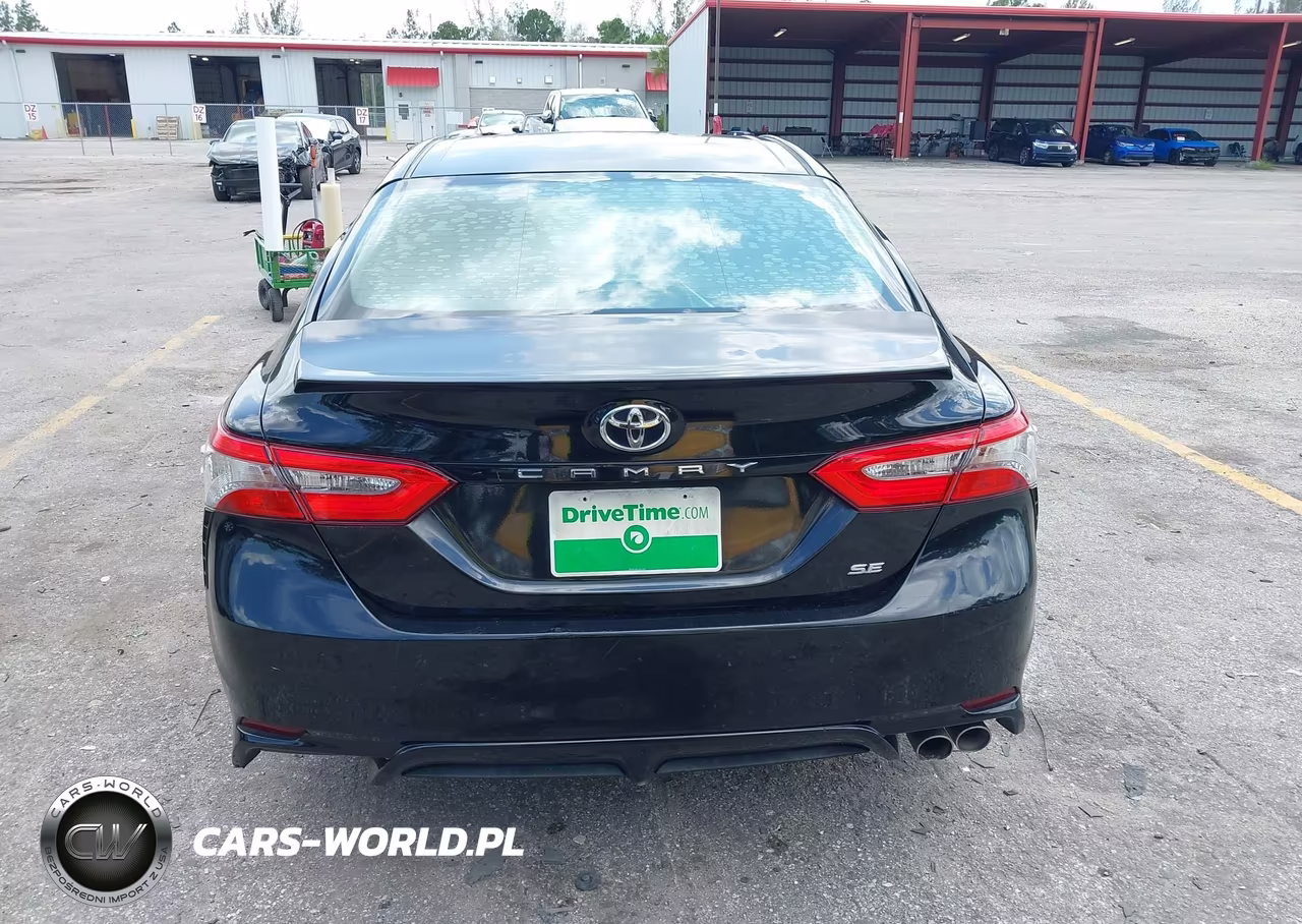2018 Toyota Camry Se VIN:4T1B11HK7JU655571 - 16