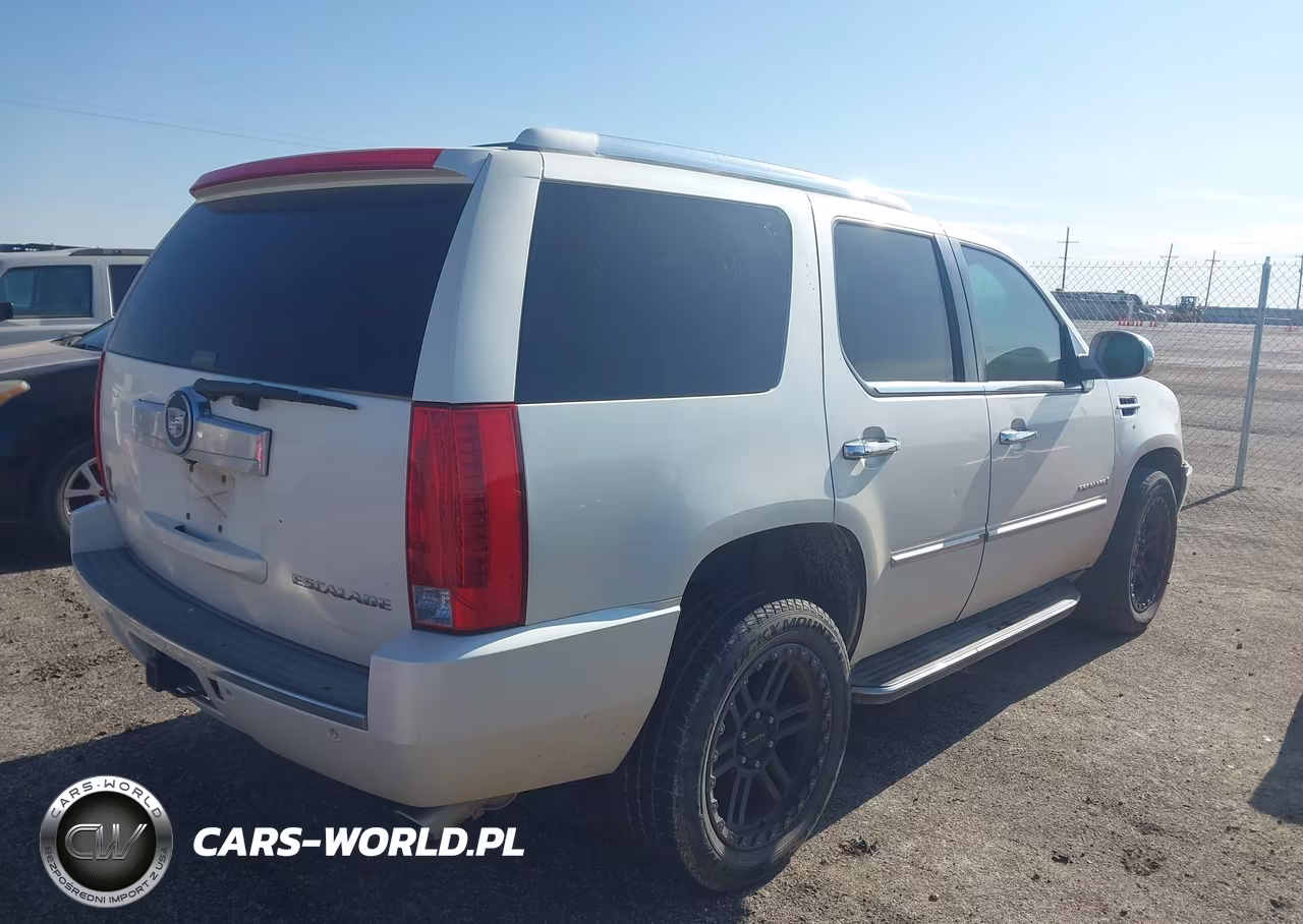 2009 Cadillac Escalade Standard VIN:1GYFC53229R116122 - 4