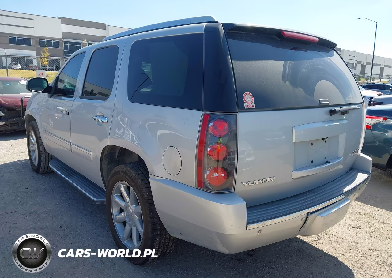2013 GMC Yukon Denali VIN:1GKS1EEF5DR366803 - 3