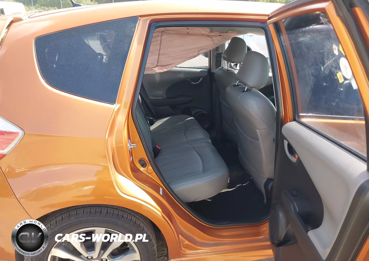 2010 Honda Fit Sport VIN:JHMGE8H64AS013913 - 8
