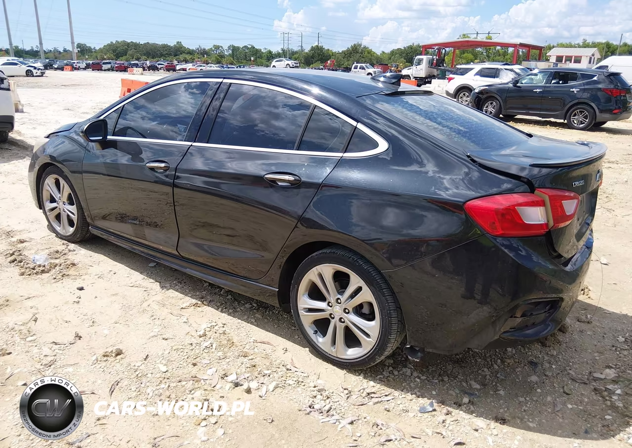 2016 Chevrolet Cruze Premier Auto VIN:1G1BG5SM1G7235468 - 3