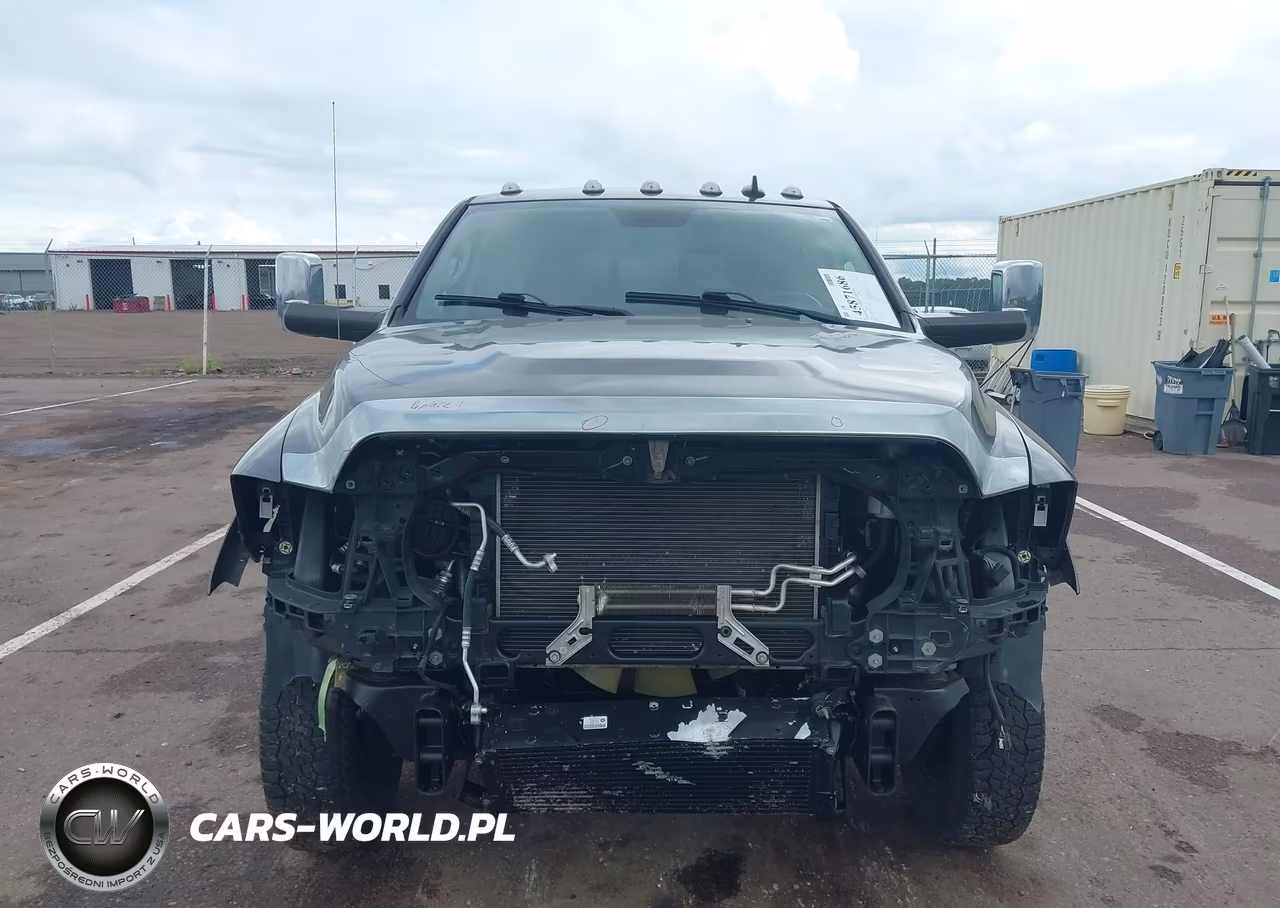 2018 Ram 3500 Laramie 4X4 6'4 Box VIN:3C63RRML7JG199791 - 12