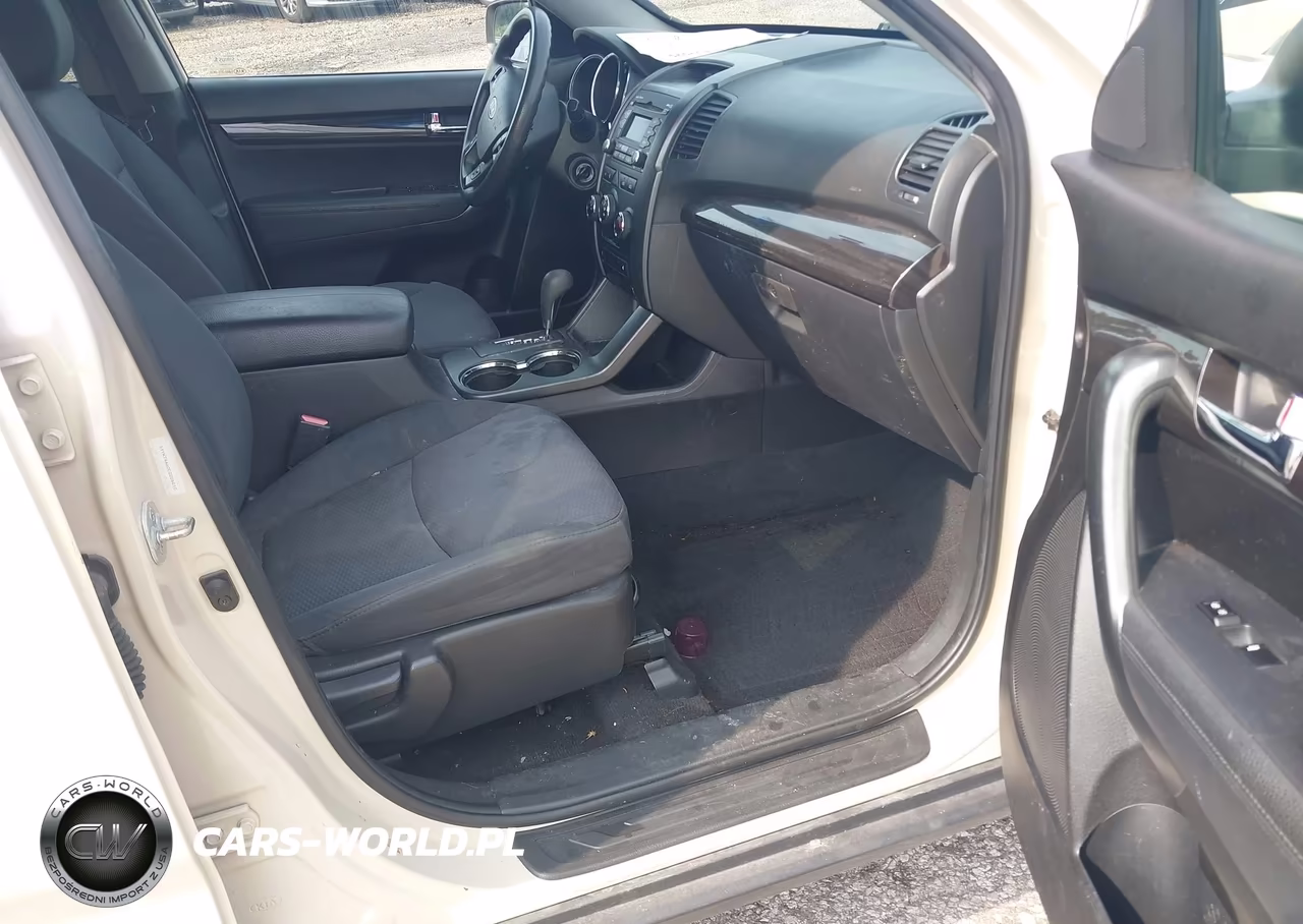 2012 Kia Sorento Lx VIN:5XYKT4A60CG206010 - 5