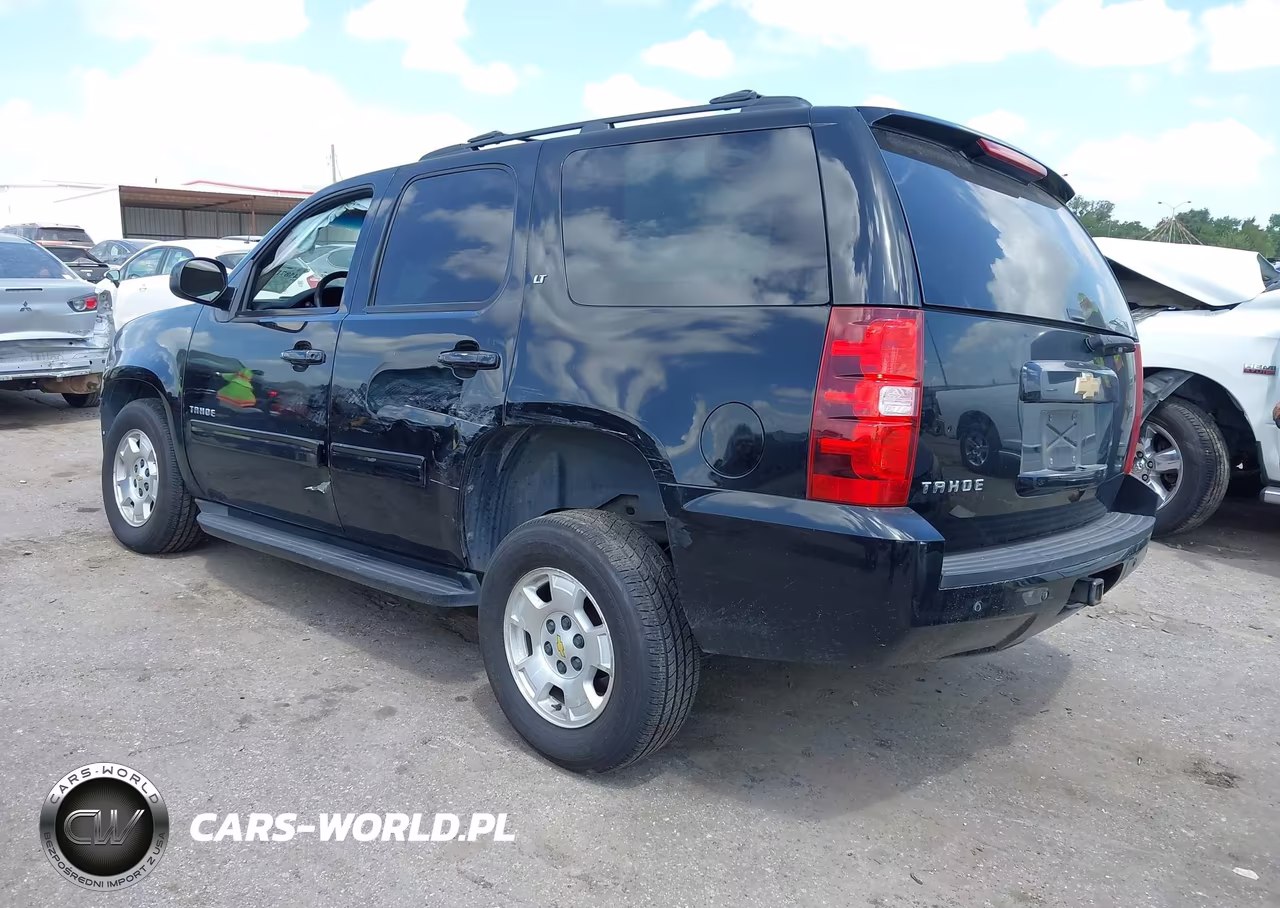 2013 Chevrolet Tahoe Lt VIN:1GNSCBE02DR315654 - 3