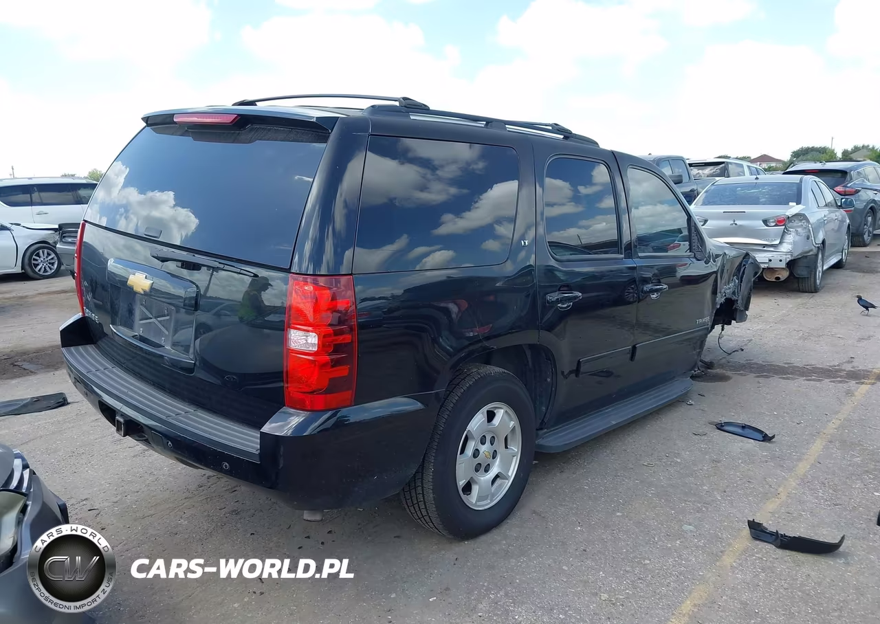 2013 Chevrolet Tahoe Lt VIN:1GNSCBE02DR315654 - 4