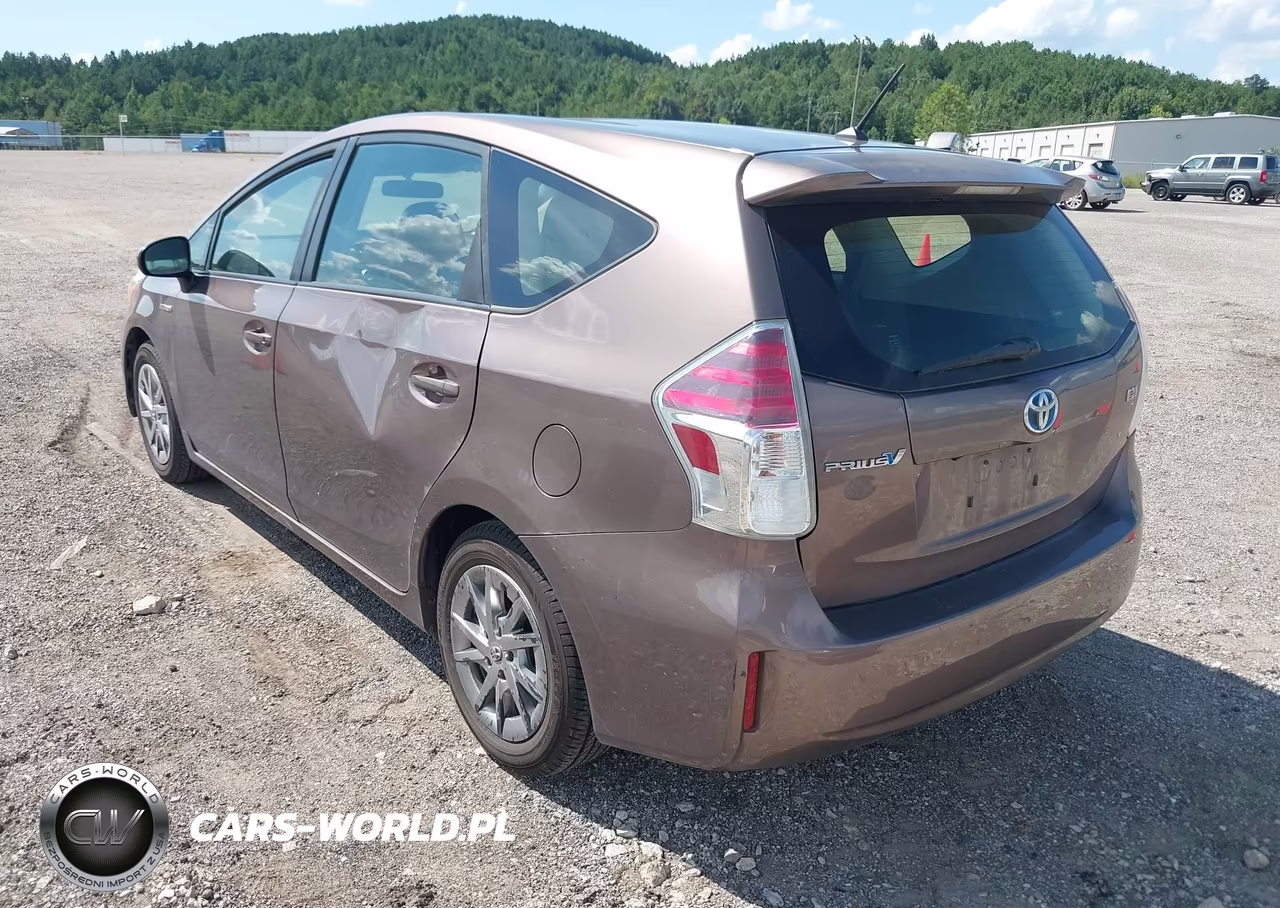 2015 Toyota Prius V Two VIN:JTDZN3EU9FJ024399 - 3