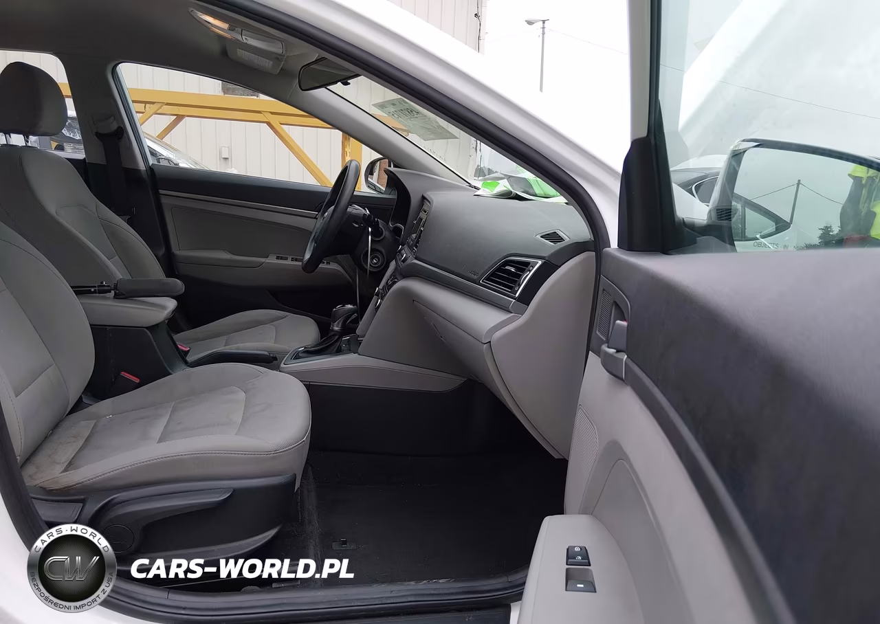2017 Hyundai Elantra Se VIN:5NPD74LF3HH194641 - 5