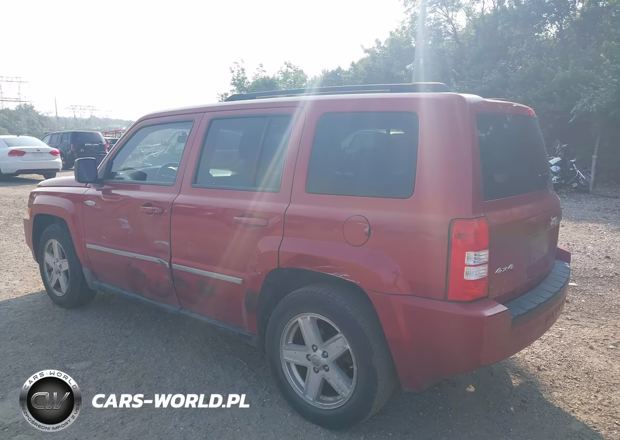 2010 Jeep Patriot Sport VIN:1J4NF1GB3AD675315 - 3