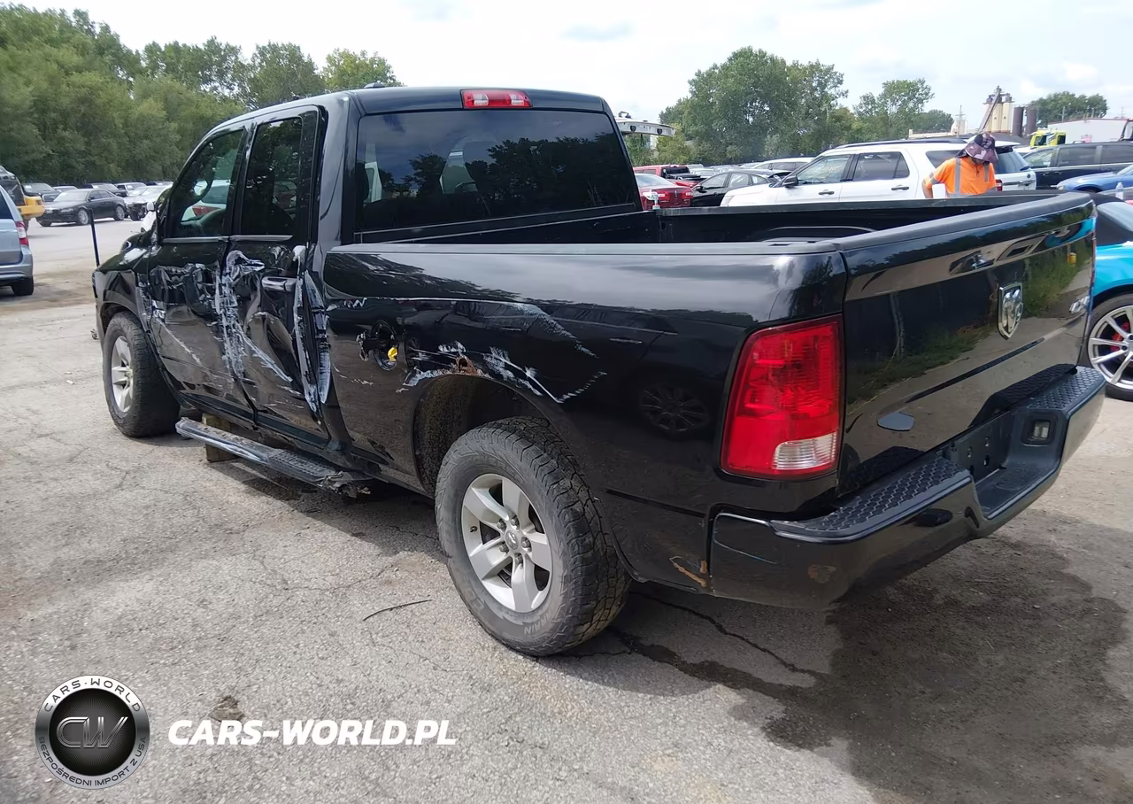 2017 Ram 1500 Express 4X4 6'4 Box VIN:1C6RR7FG3HS727022 - 3
