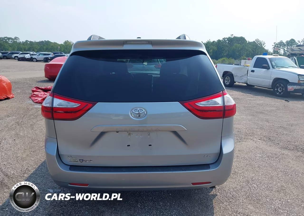 2017 Toyota Sienna Le 8 Passenger VIN:5TDKZ3DCXHS820180 - 16