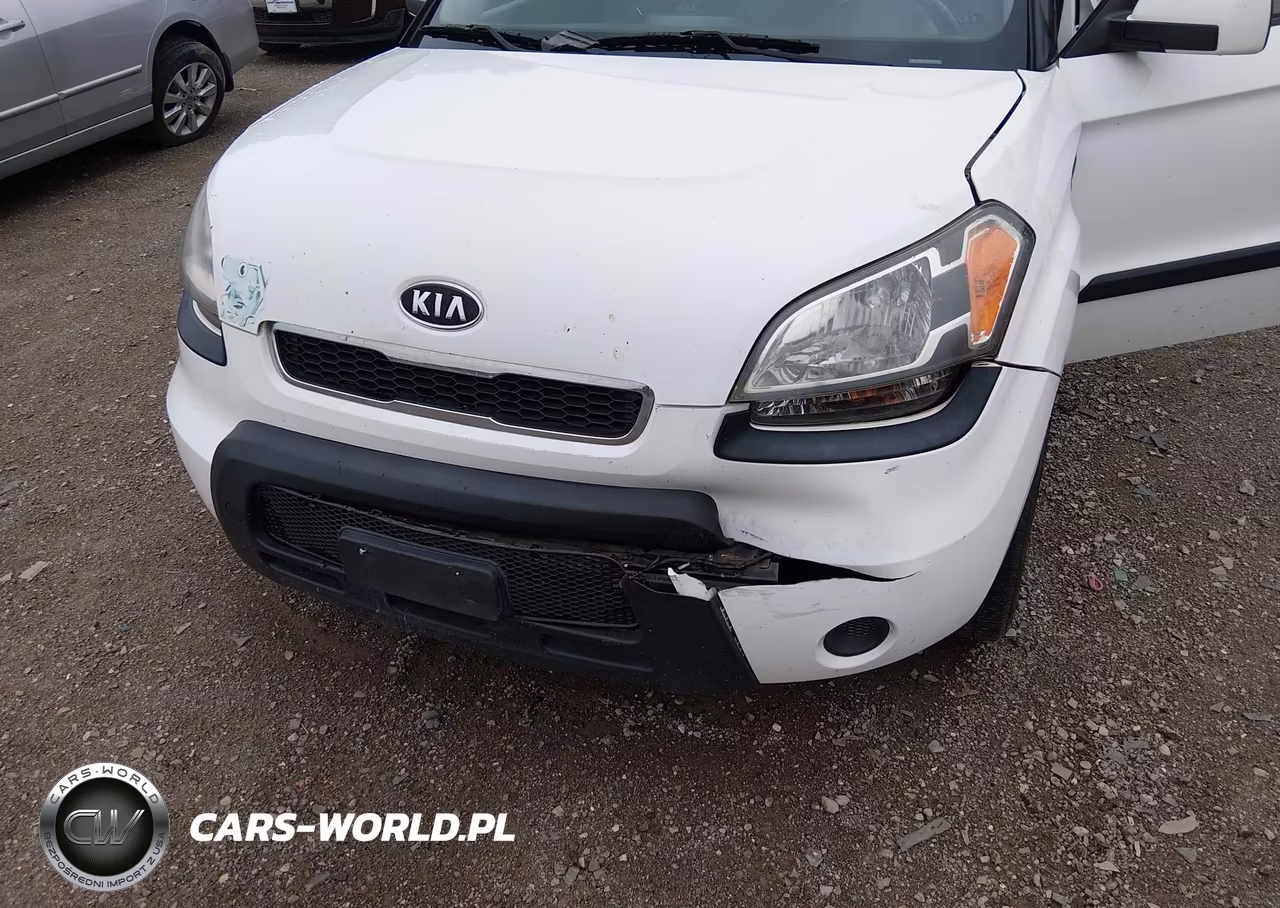 2011 Kia Soul + VIN:KNDJT2A22B7709448 - 6