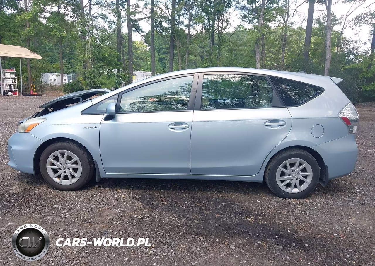 2012 Toyota Prius V Three VIN:JTDZN3EU3C3139371 - 14